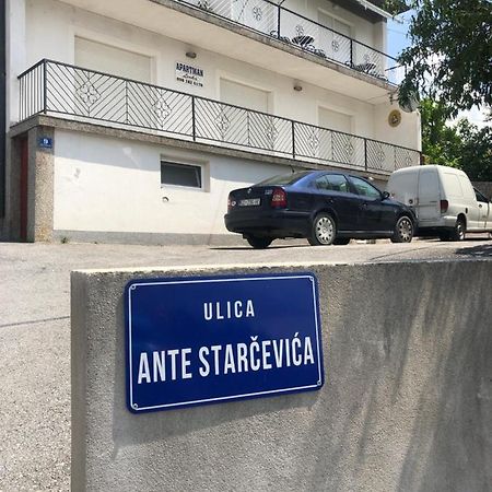 Moko Appartement Senj  Buitenkant foto